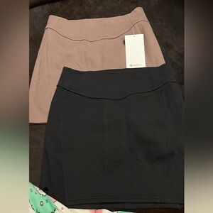 Lululemon athletica Black and Tan Pencil Skirt